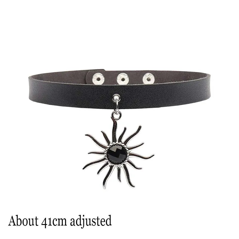 Choker Necklace In Leather